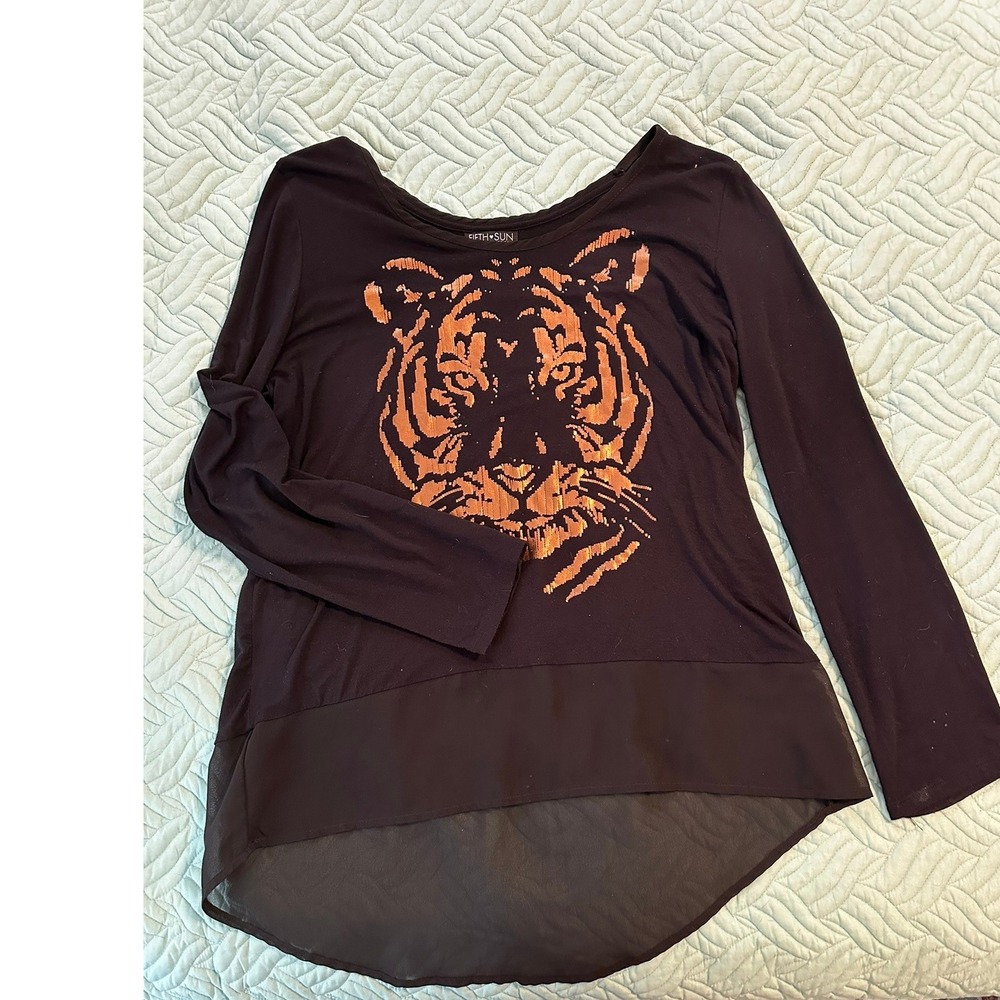 Fifth Sun Womens Black Tiger Graphic Long Sleeve High Low Sheer Trim‎ Top Large